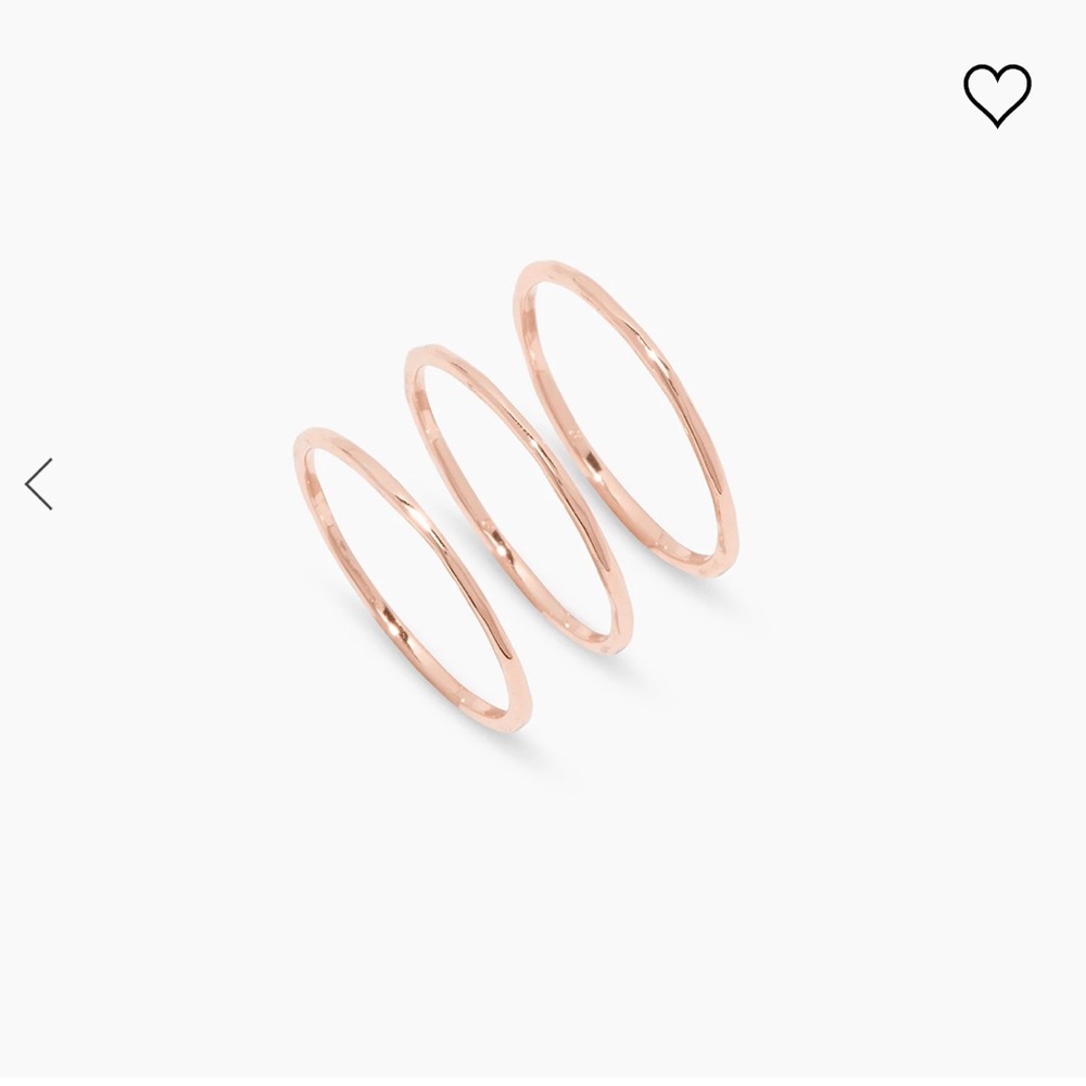 Gorjana G Ring Set of 6 stacking rings in Rose Gold